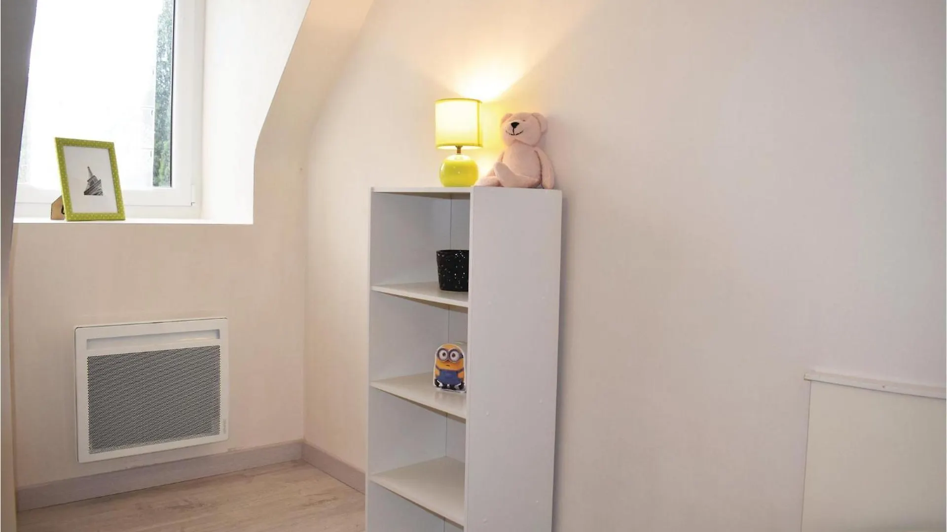 Gorgeous Home In Saint Alban With Kitchen 0*, Saint-Alban (Cotes-d'Armor)